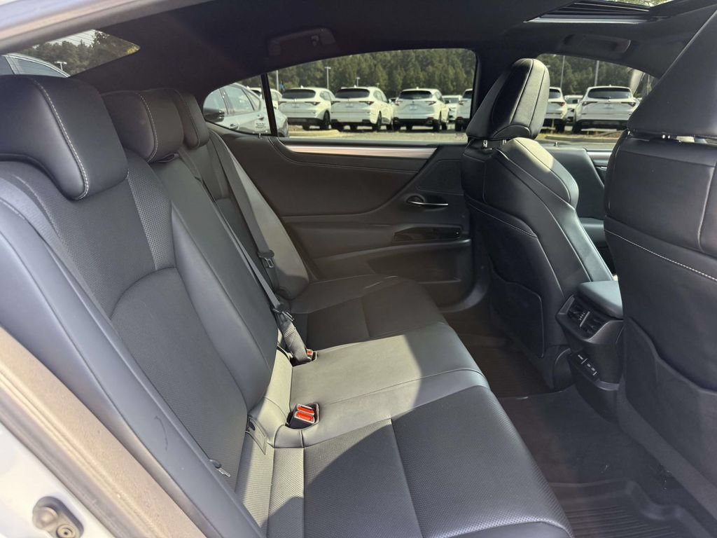 Used 2022 Lexus ES 350 F Sport FWD image 16