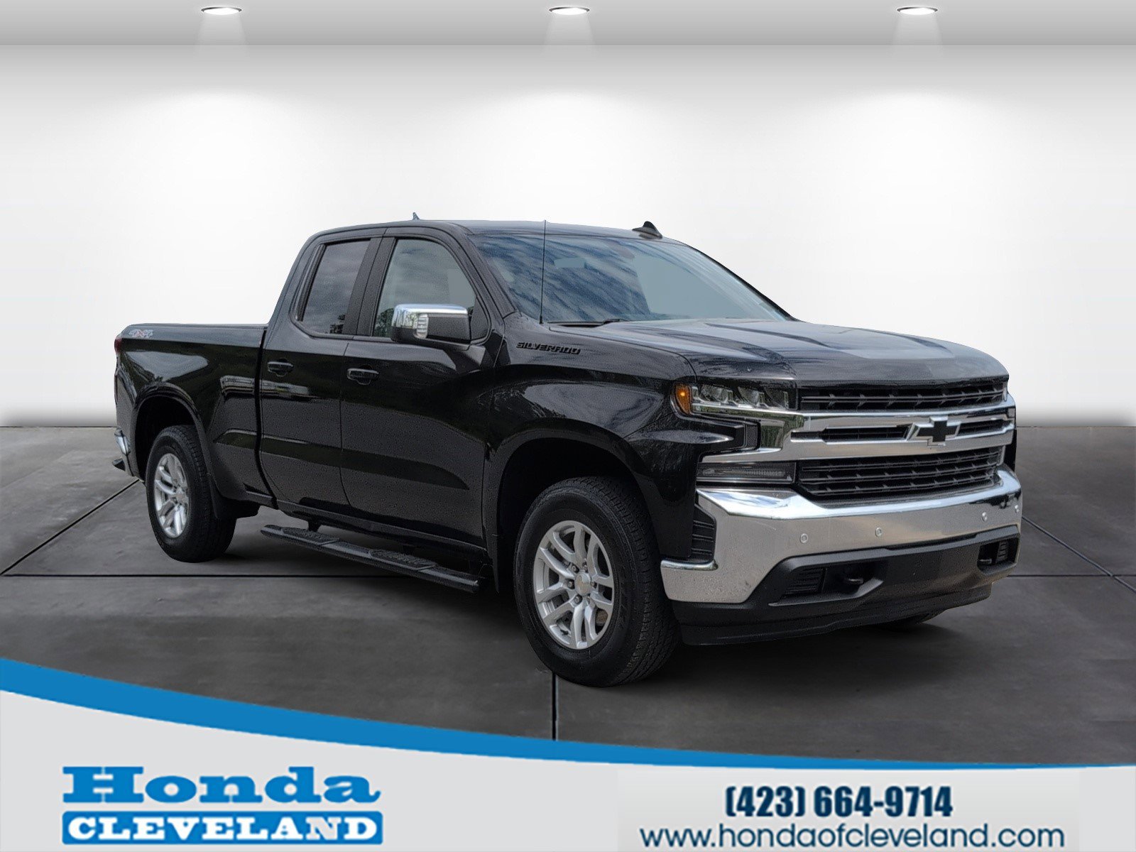 Used 2020 Chevrolet Silverado 1500 LT w/ All-Star Edition image 1
