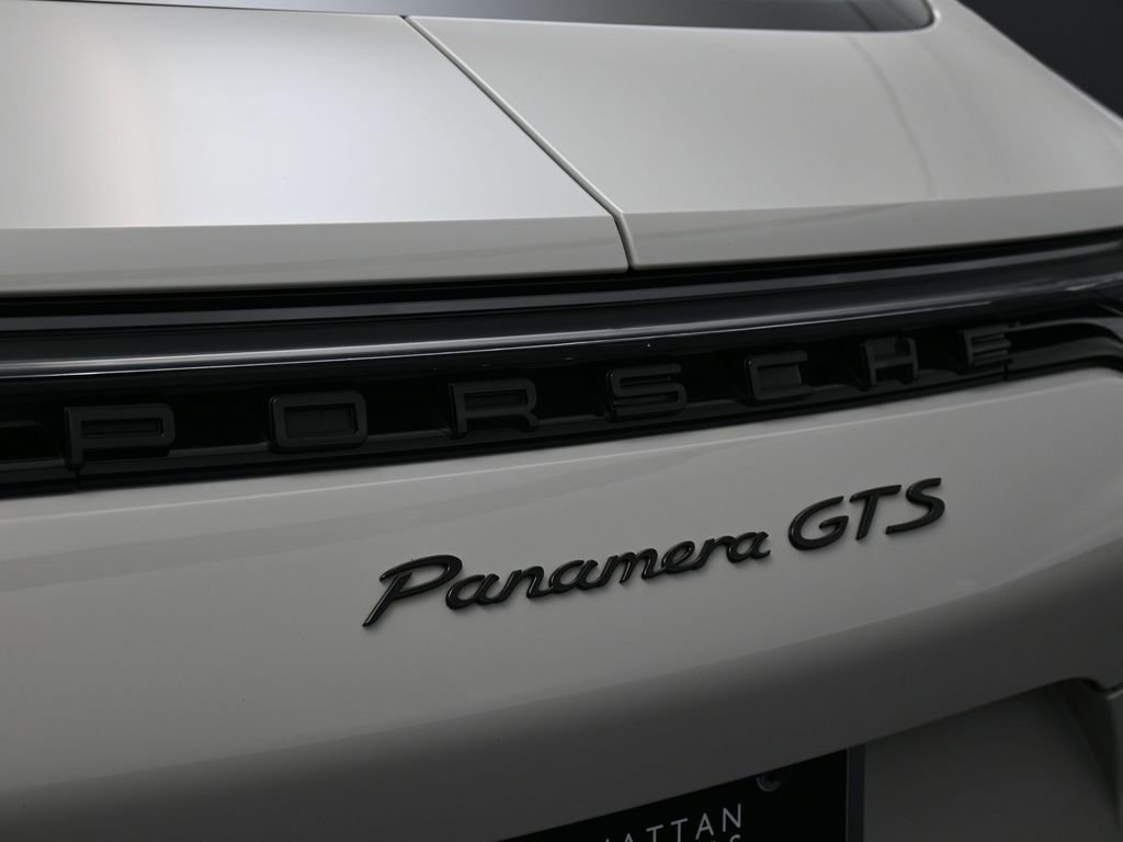 Certified 2022 Porsche Panamera GTS AWD/4WD image 14