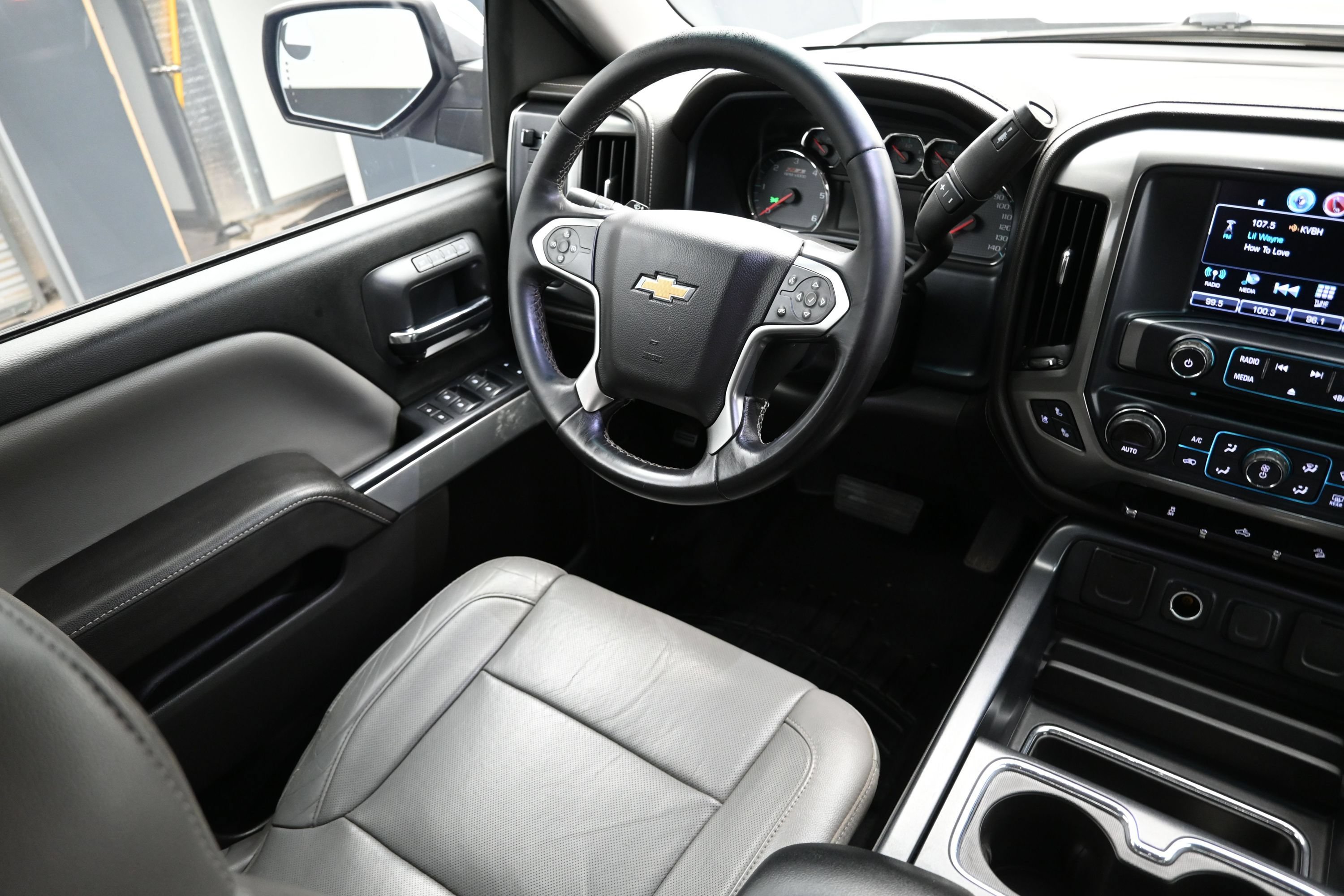 Used 2018 Chevrolet Silverado 1500 LTZ Z71 AWD/4WD image 24