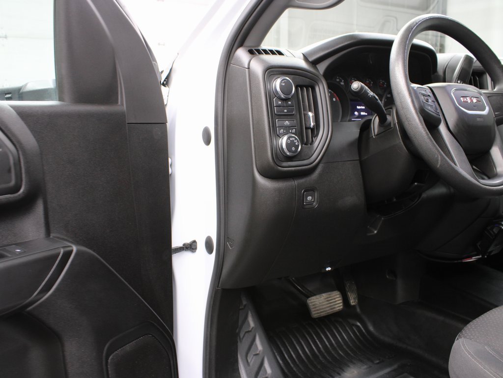 Used 2024 GMC Sierra 2500 Pro image 43