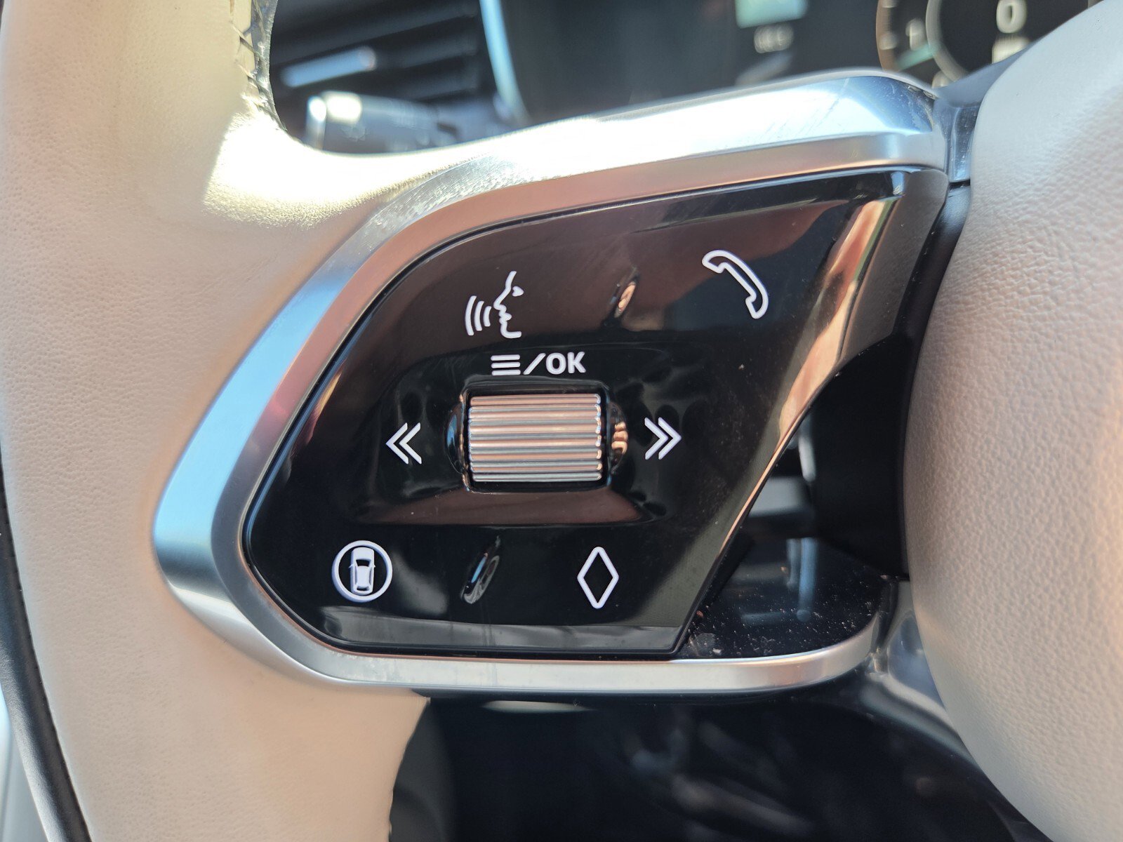 Used 2026 Jaguar F-PACE R-Dynamic S image 27