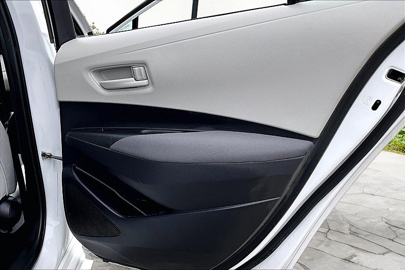 Used 2023 Toyota Corolla LE FWD image 26
