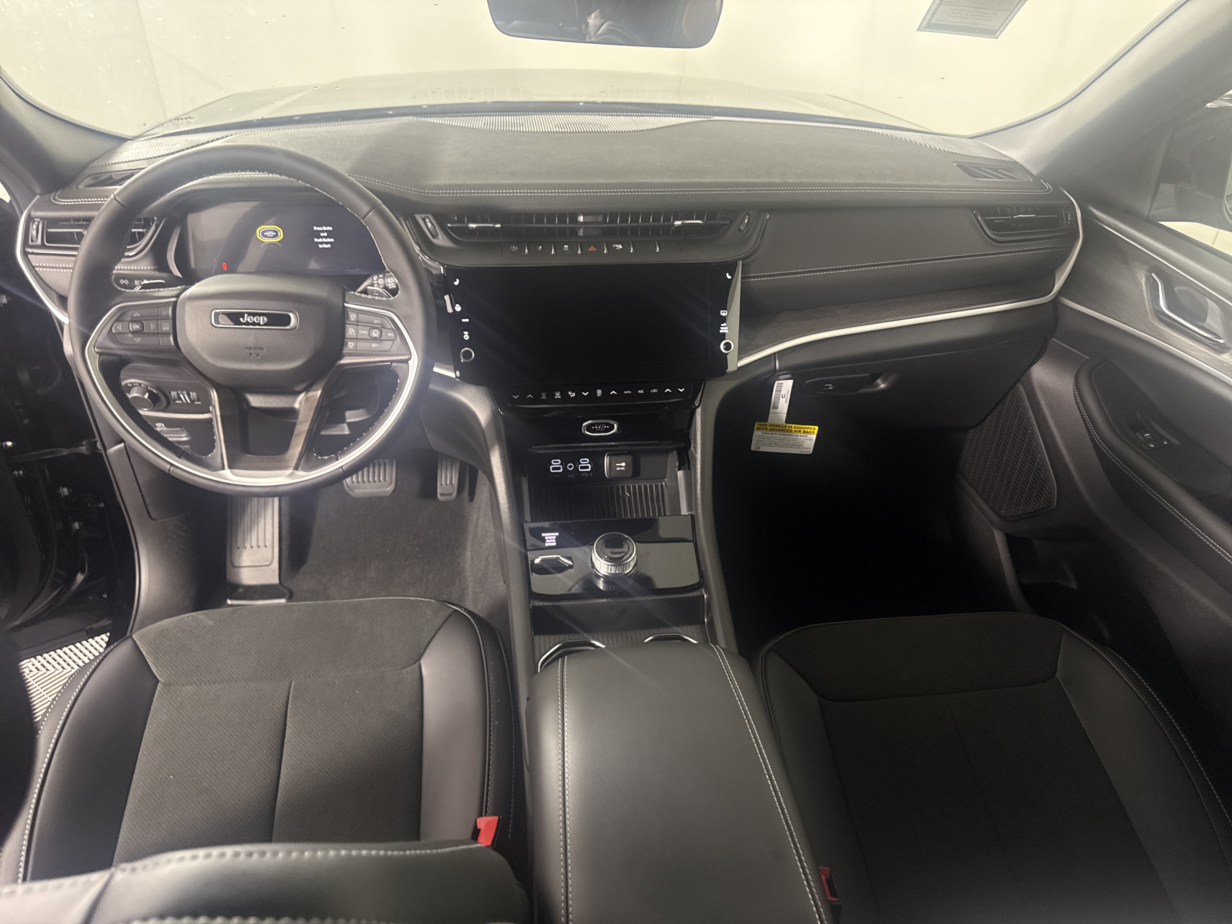 New 2027 Jeep Grand Cherokee 4WD image 15