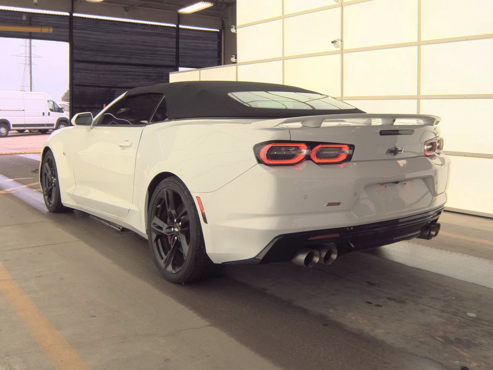 Used 2019 Chevrolet Camaro SS RWD image 13