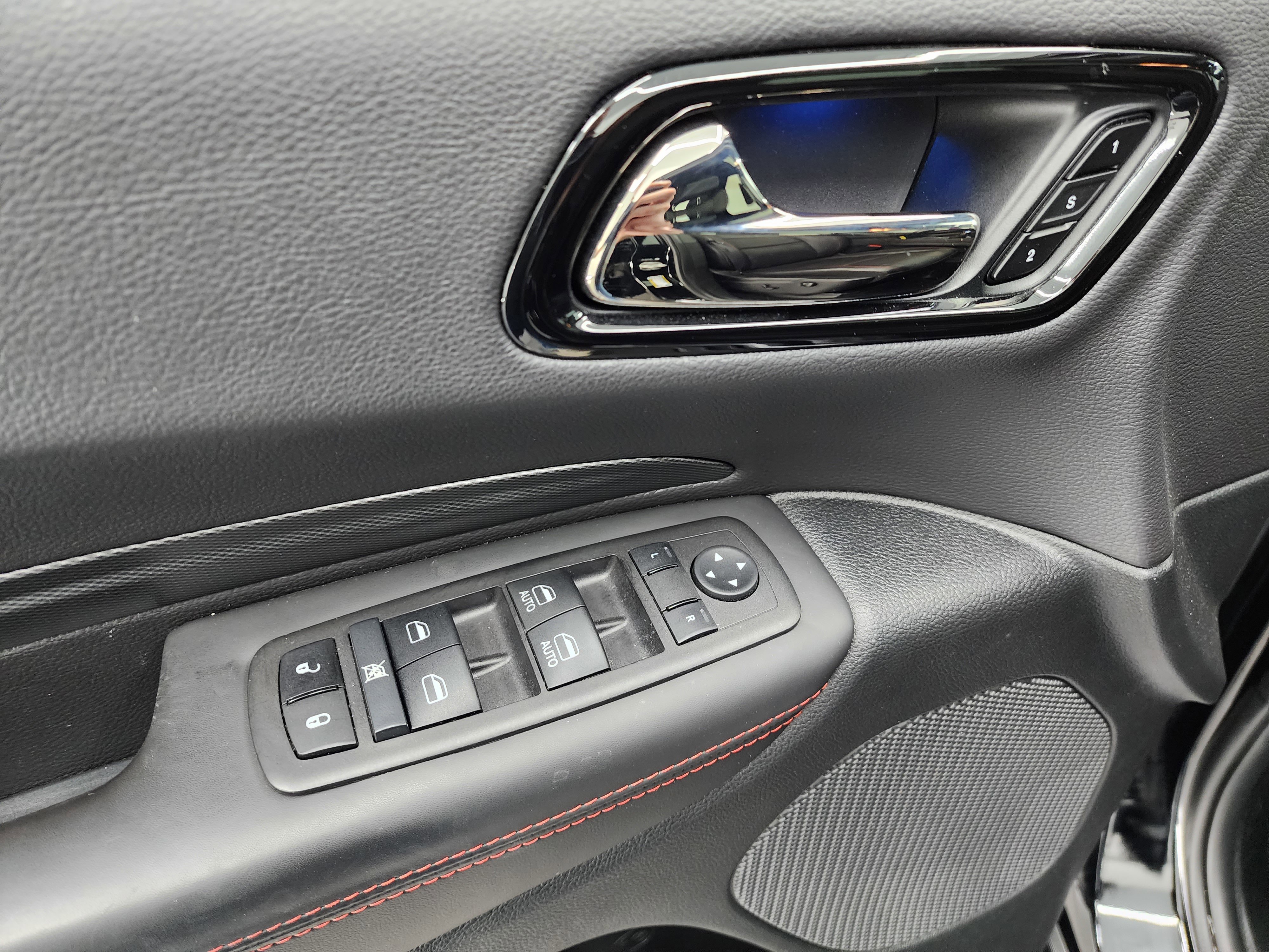 Used 2024 Dodge Durango GT image 40