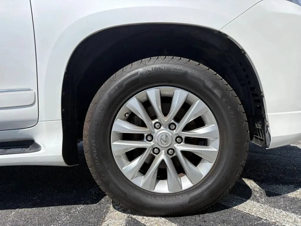 Used 2016 Lexus GX 460 w/ Premium Package AWD/4WD image 28