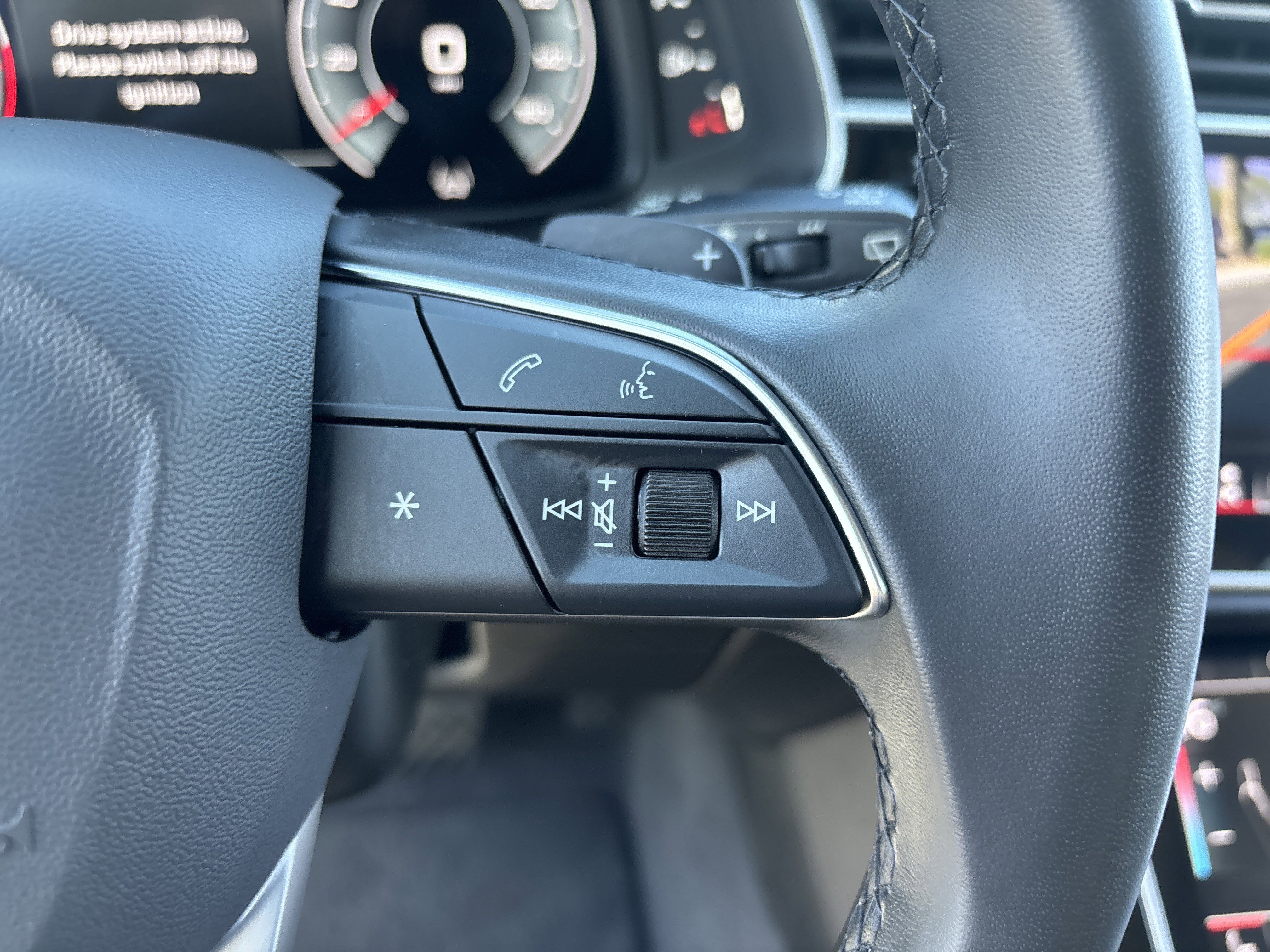 Used 2023 Audi Q7 Premium Plus w/ Premium Plus Package image 28