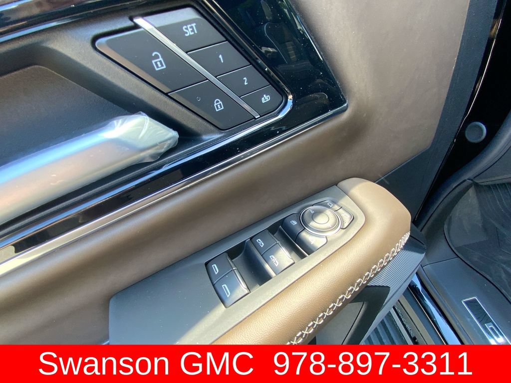 New 2026 GMC Yukon Denali Ultimate w/ LPO, Floor Liner Package AWD/4WD image 23
