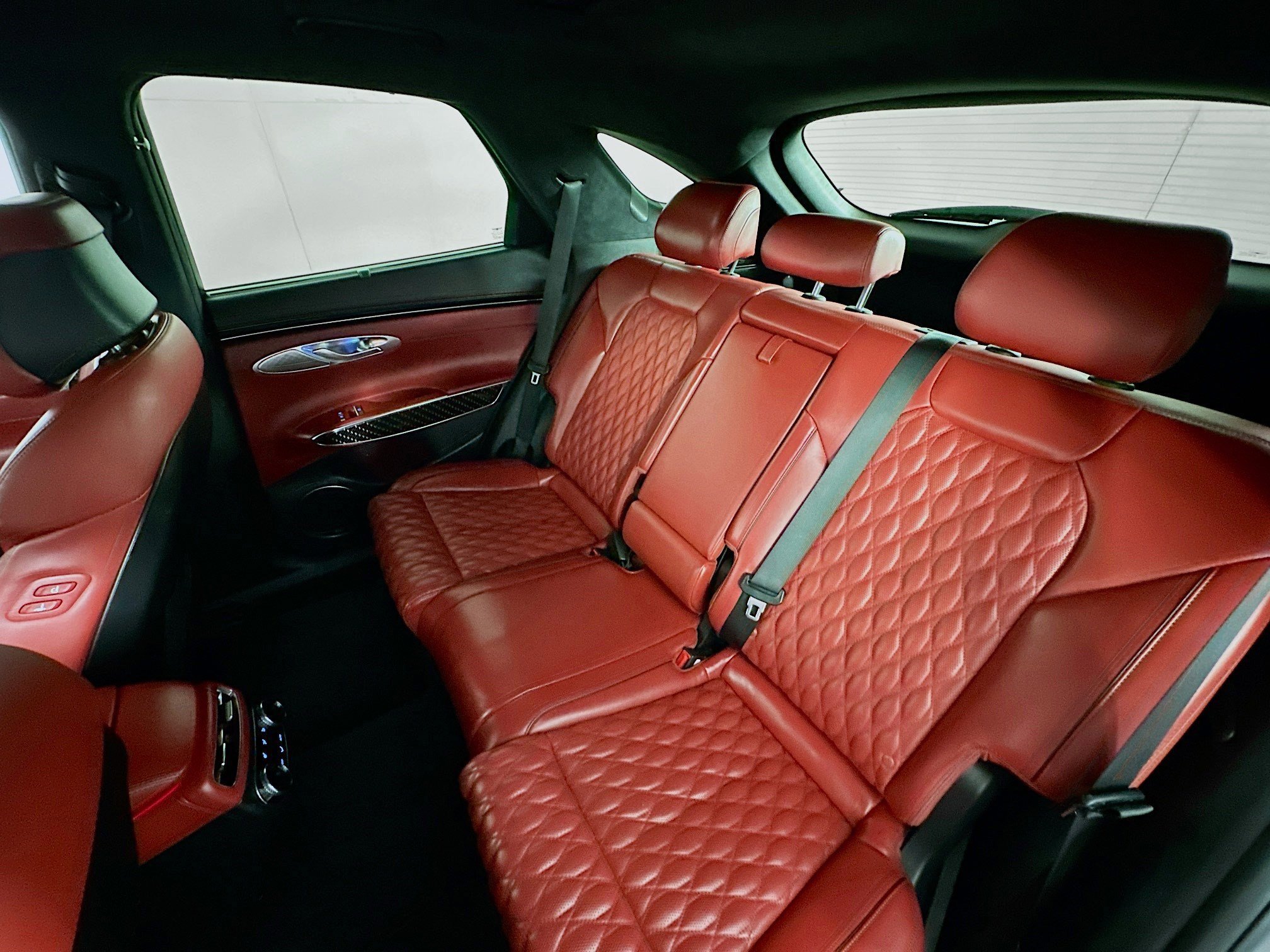 Used 2023 Genesis GV70 3.5T Sport w/ Sport Prestige Package image 24