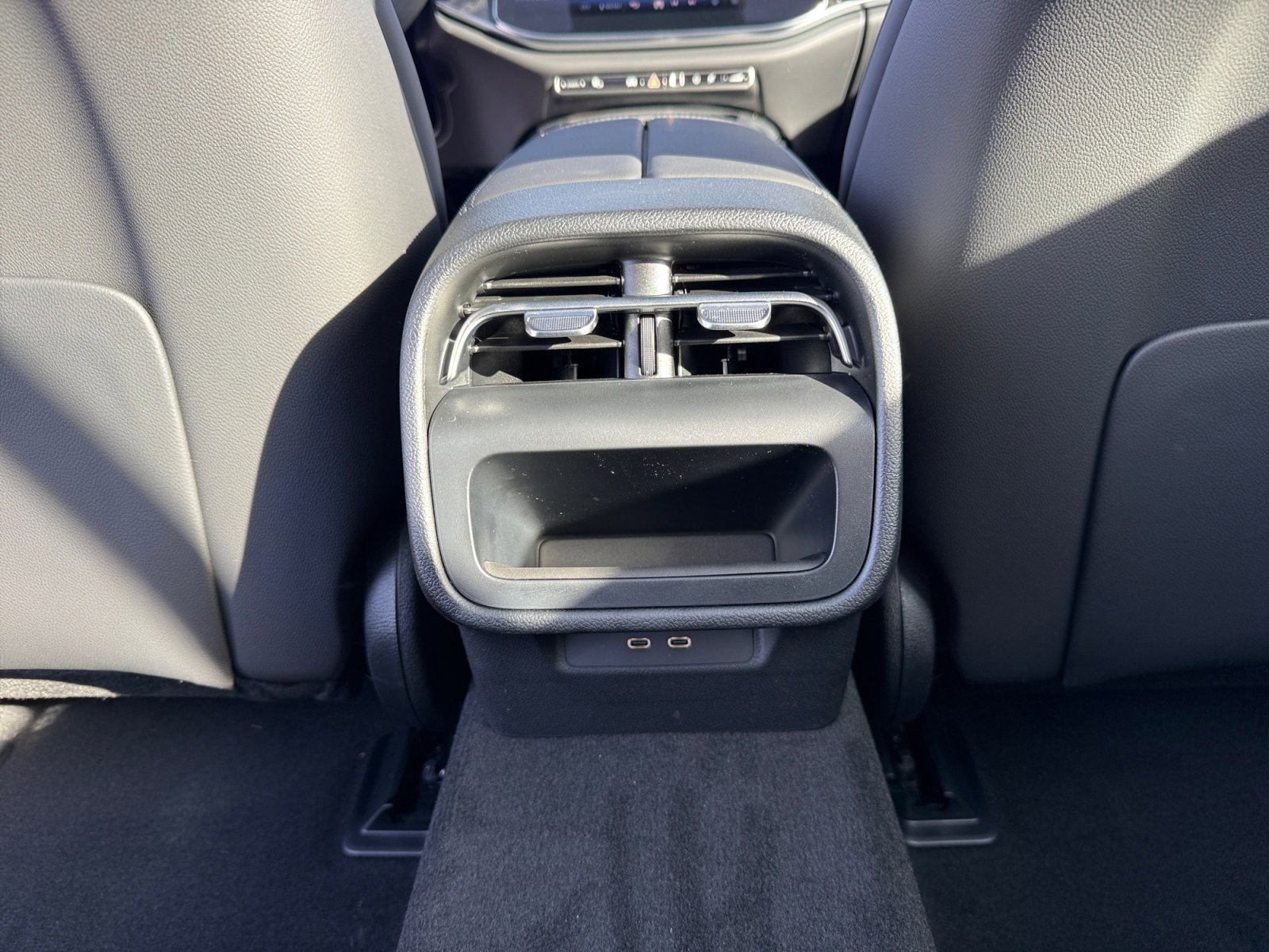 New 2026 Mercedes-Benz E 450 4MATIC All-Terrain Wagon image 35