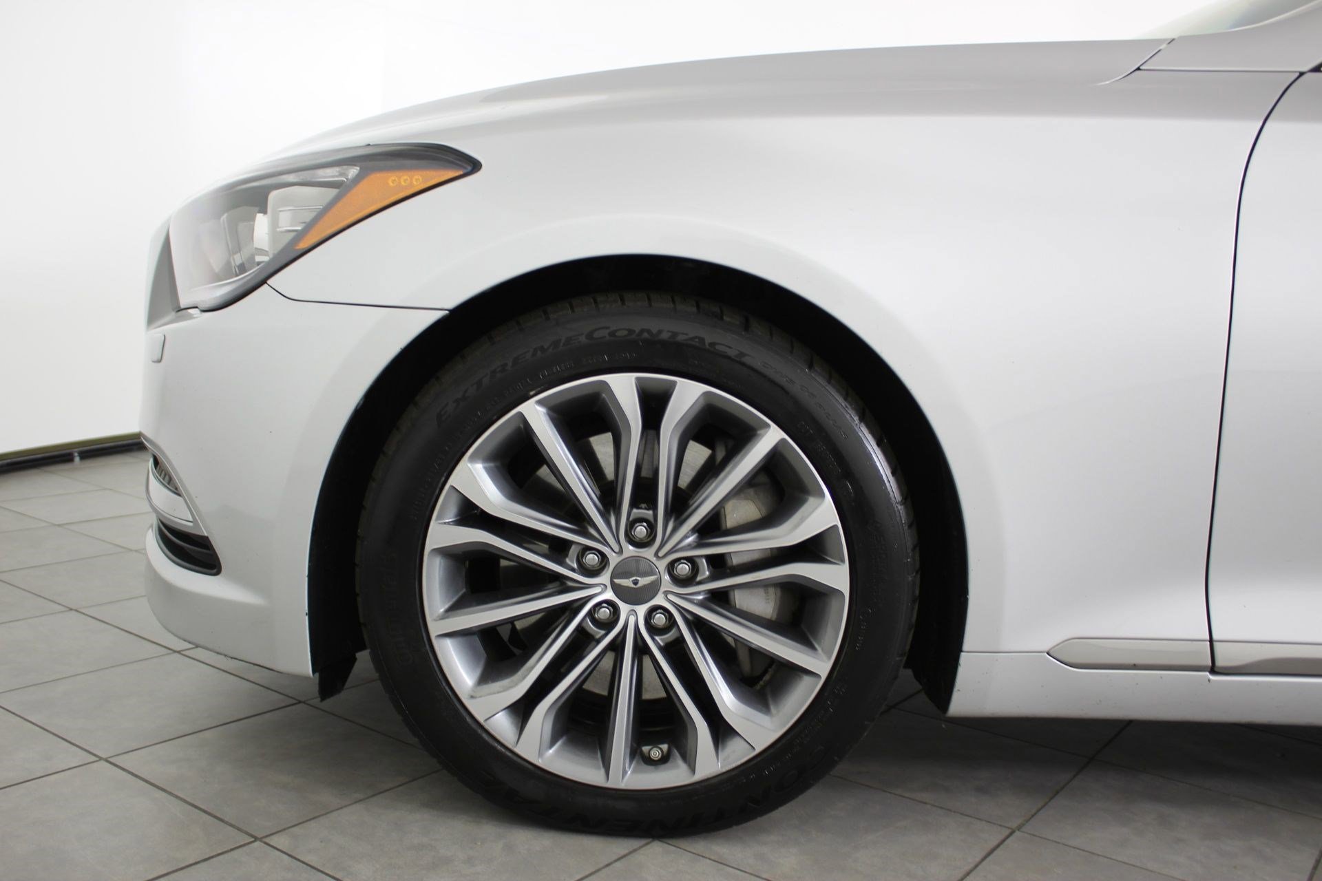 Used 2015 Hyundai Genesis 3.8 image 11