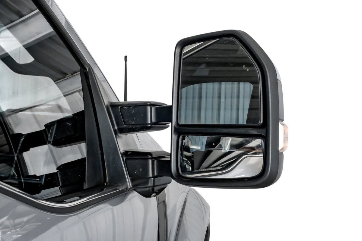 Used 2022 Ford F450 Platinum w/ FX4 Off-Road Package AWD/4WD image 43