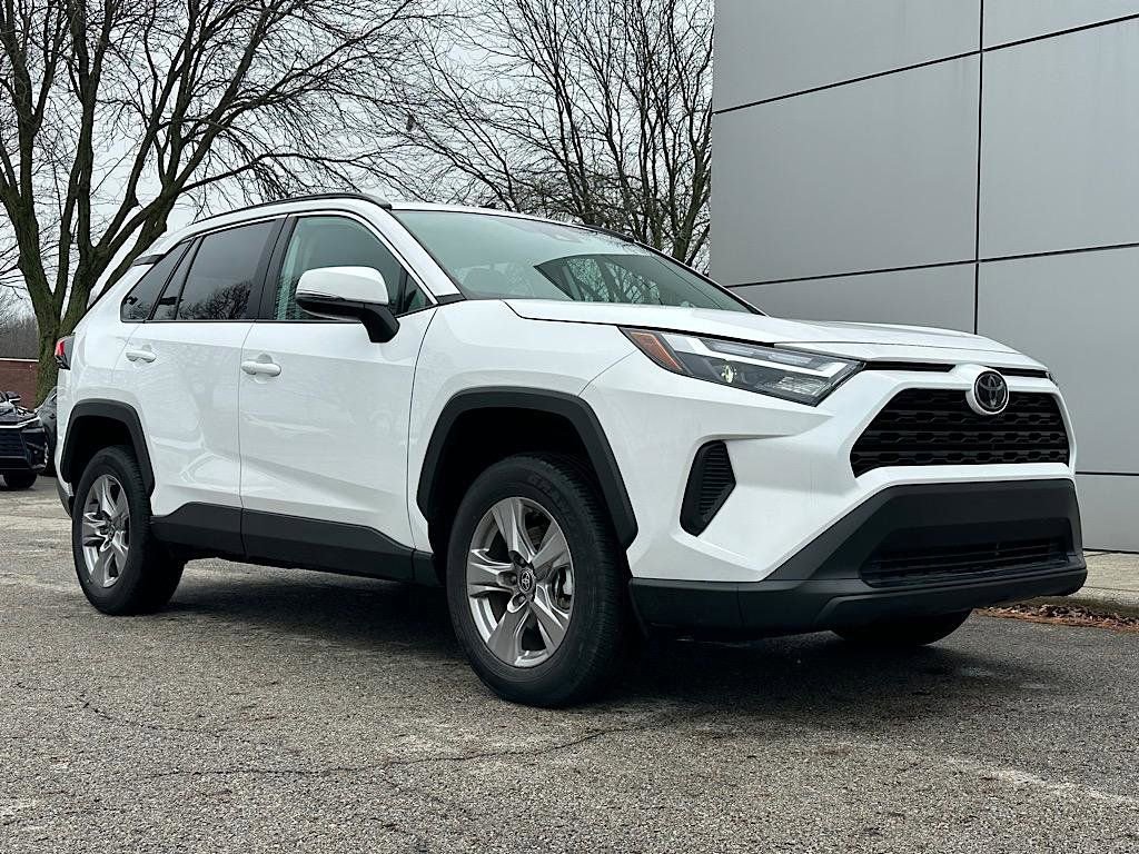 Certified 2025 Toyota RAV4 XLE image 7