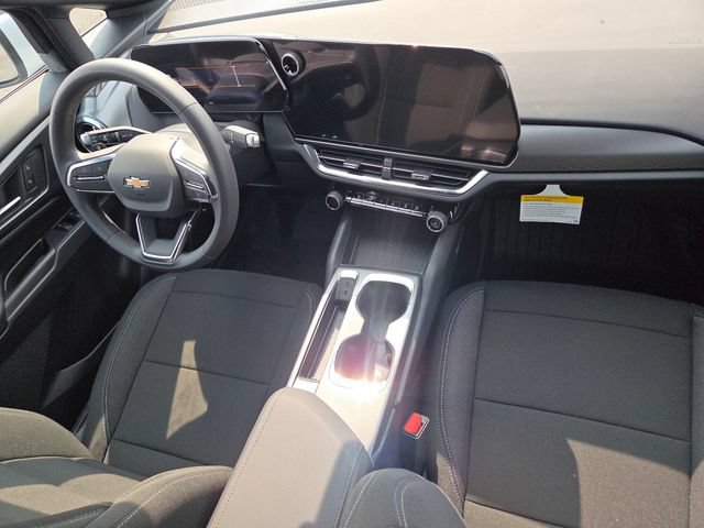 New 2026 Chevrolet Equinox EV LT FWD image 18