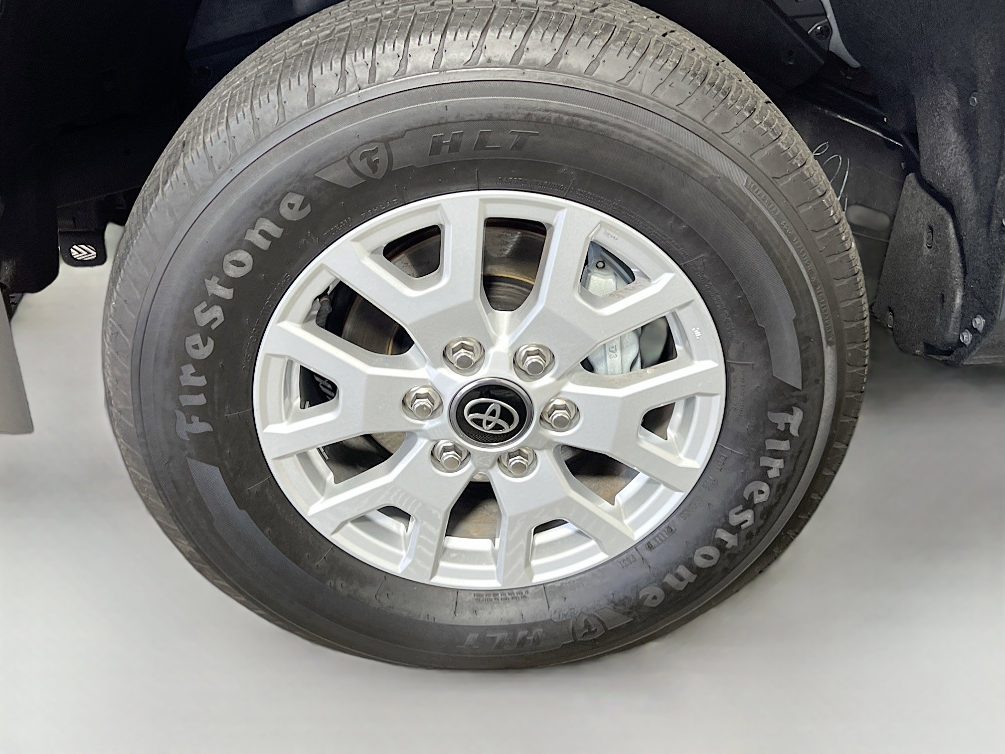 Used 2025 Toyota Tacoma SR5 image 13
