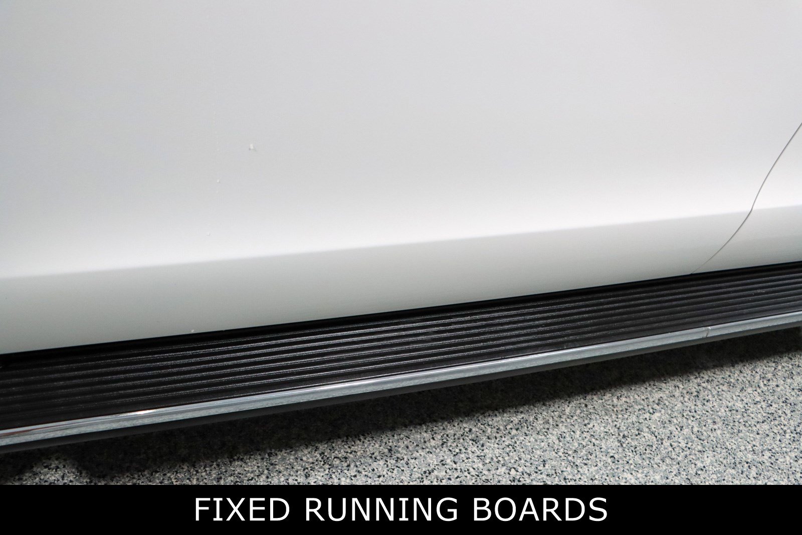 Used 2022 Ford Expedition Limited image 12