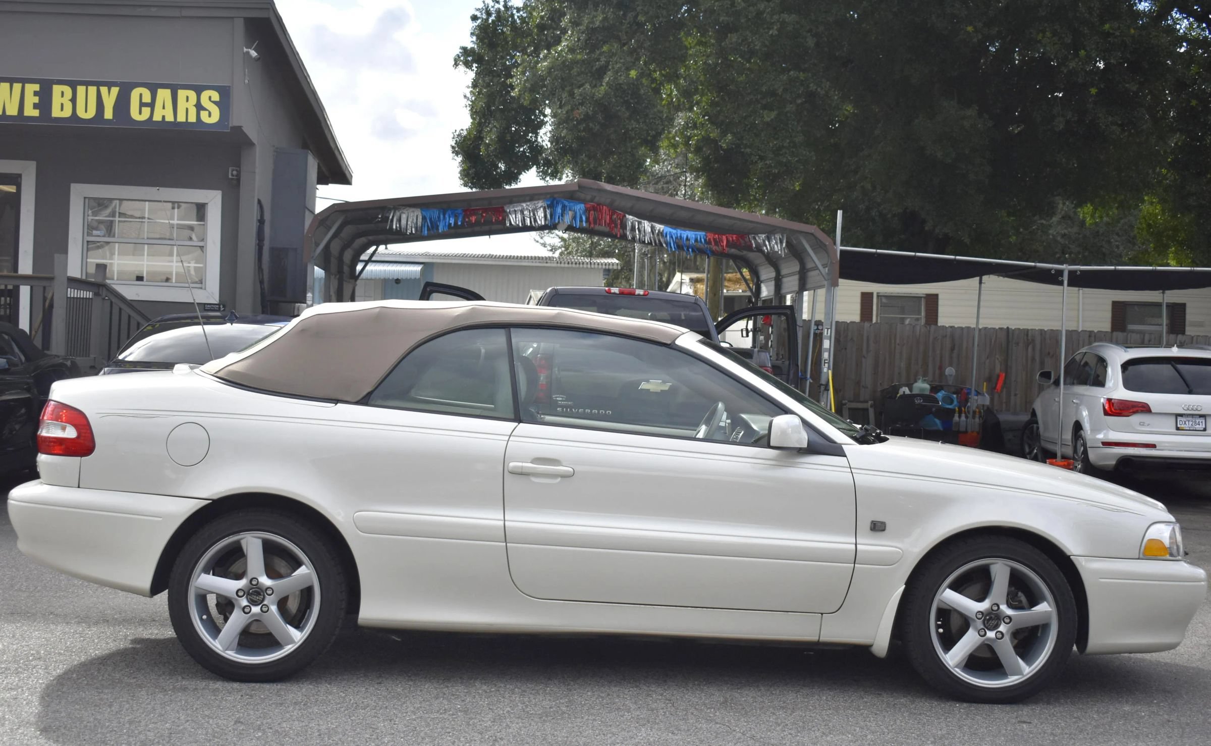 Used 2004 Volvo C70 LT FWD image 10