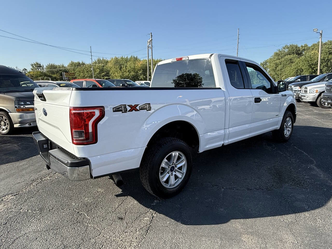 Used 2016 Ford F150 XLT image 5
