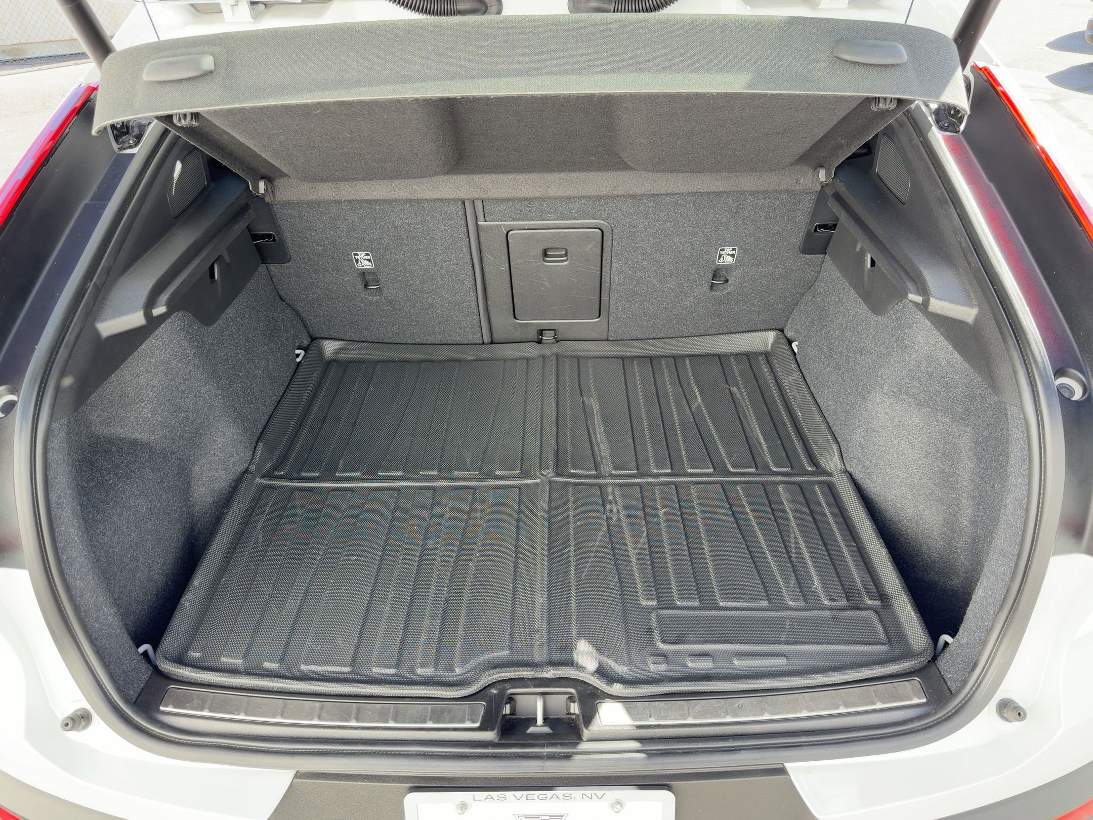 Used 2023 Volvo C40 P8 Recharge Plus image 31