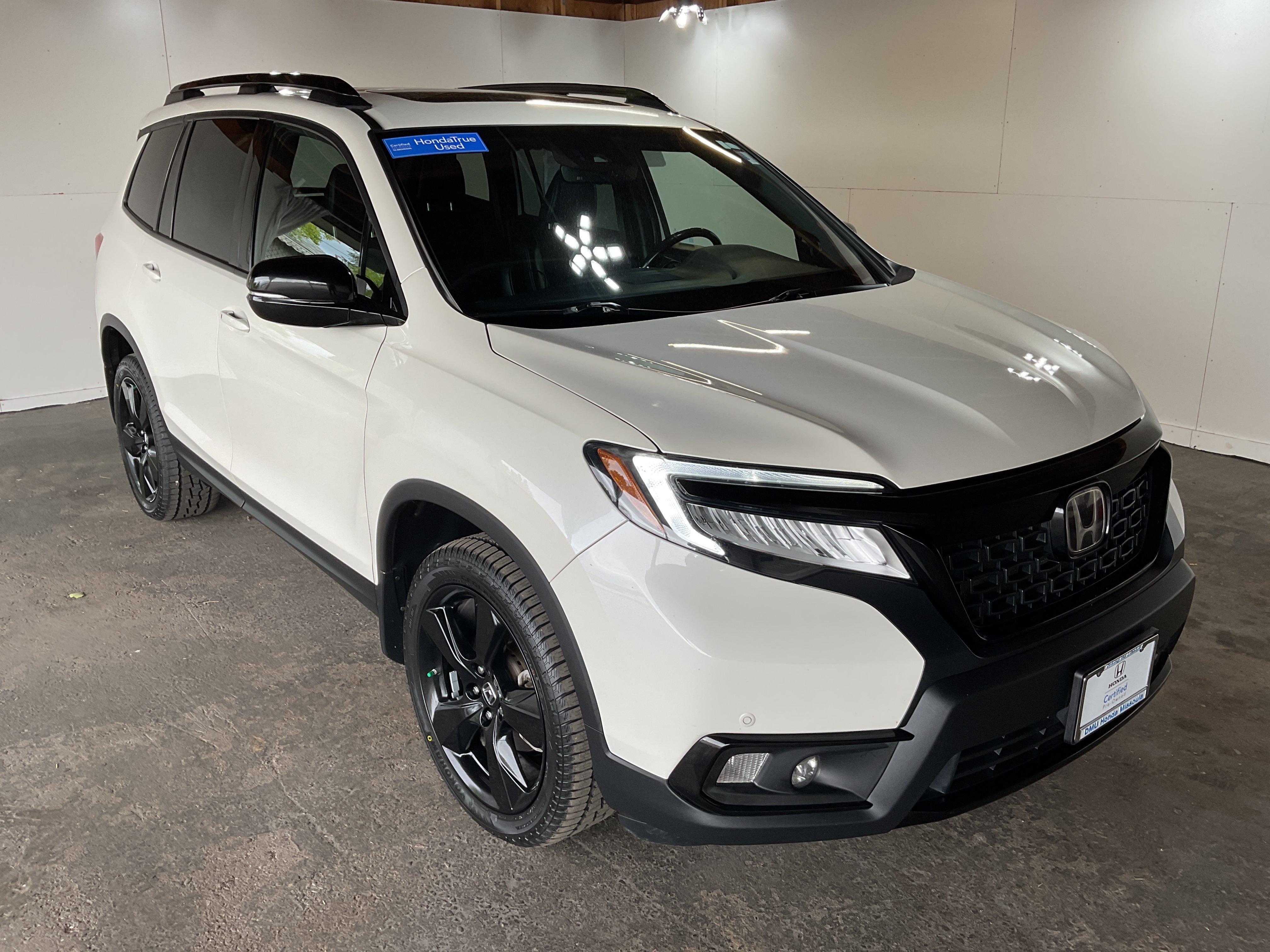 Certified 2019 Honda Passport Elite image 1