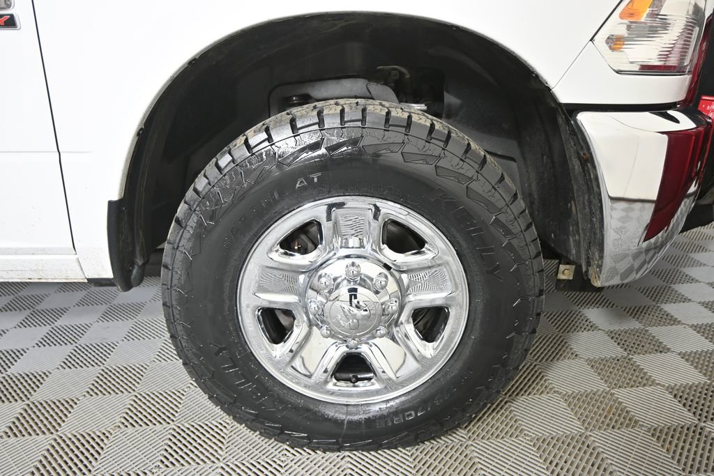 Used 2018 RAM 2500 Tradesman w/ Chrome Appearance Group image 14