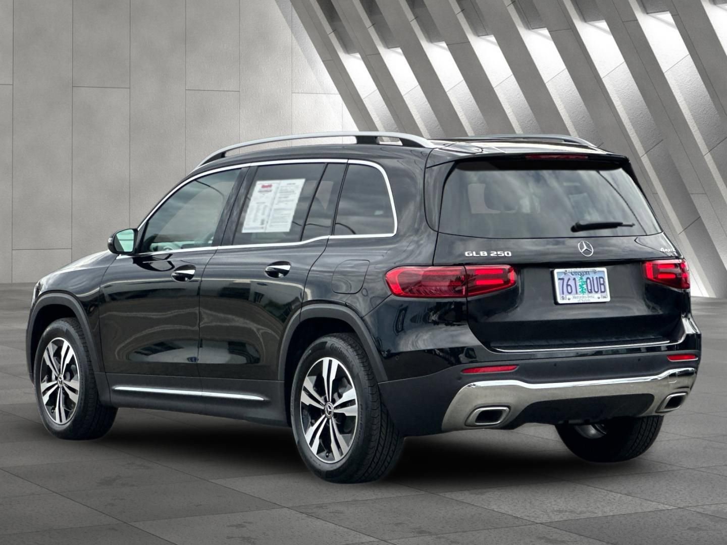 Certified 2026 Mercedes-Benz GLB 250 4MATIC image 6