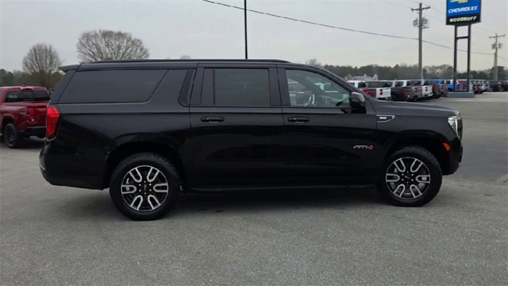 Certified 2021 GMC Yukon XL AT4 image 9