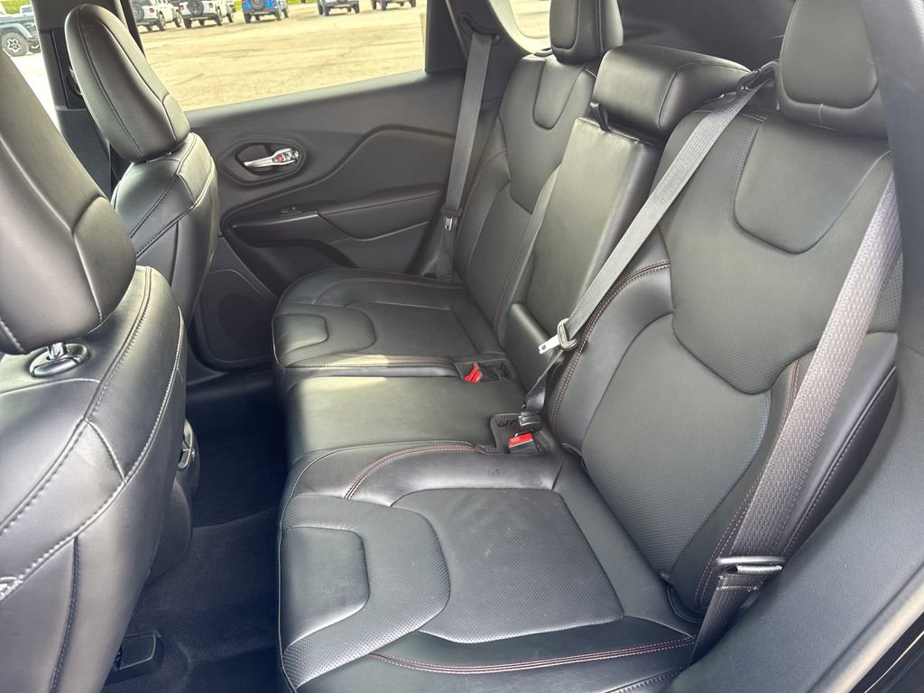 Used 2023 Jeep Cherokee Trailhawk w/ Premium Leather Package image 23
