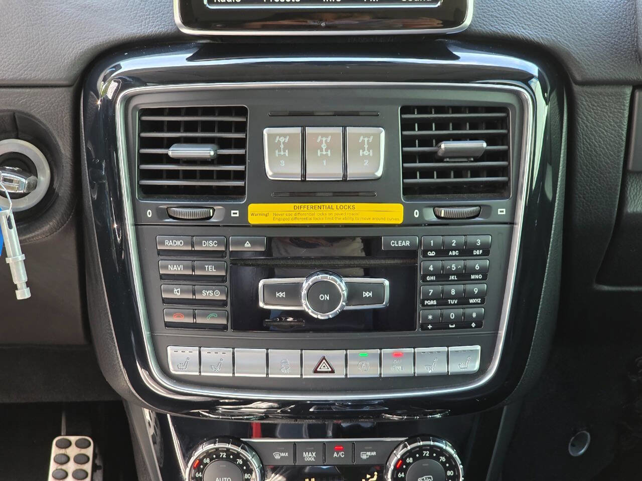 Used 2016 Mercedes-Benz G 550 image 26