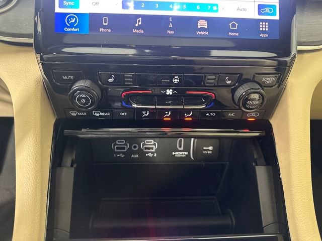 Used 2023 Jeep Grand Cherokee 4WD 4xe image 23