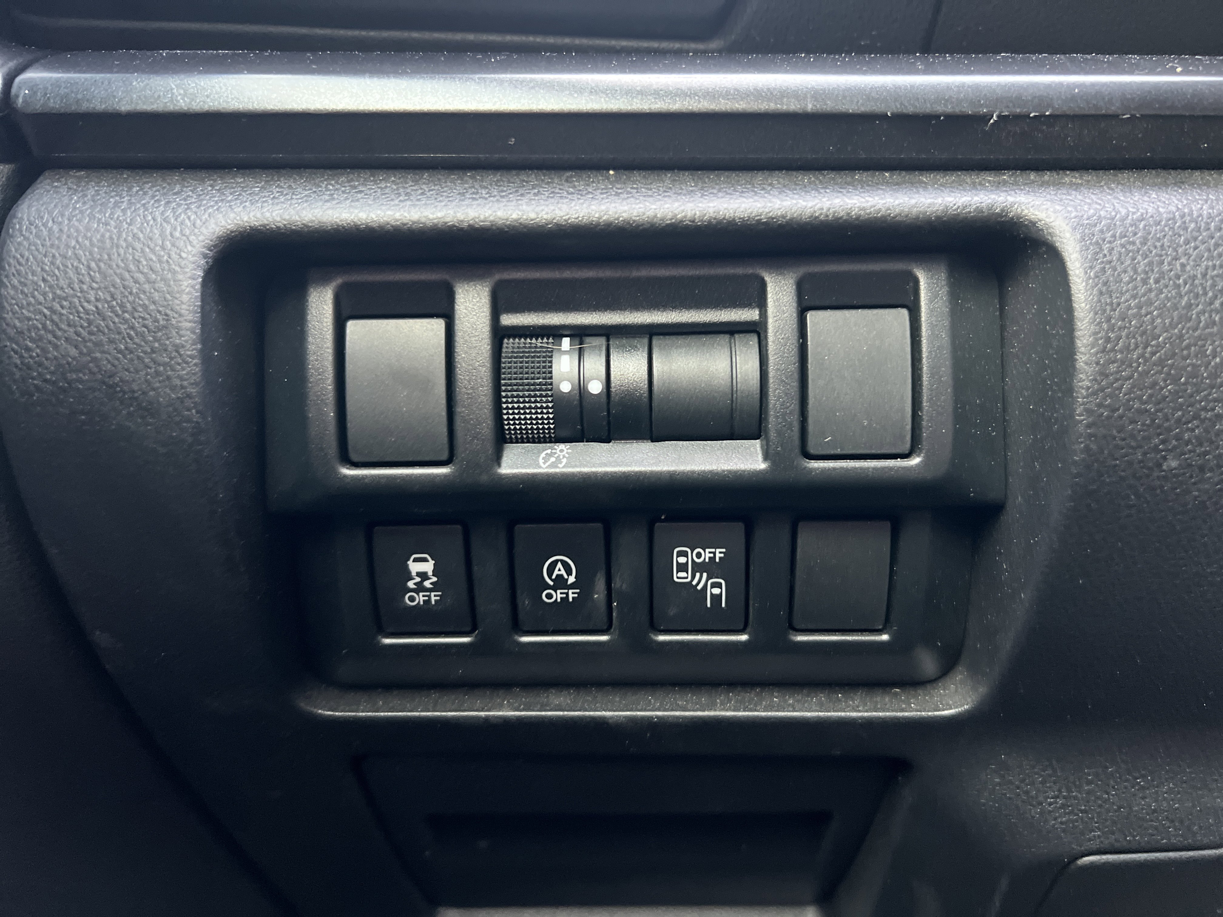 Used 2022 Subaru Crosstrek 2.5i Sport w/ Moonroof Package image 29