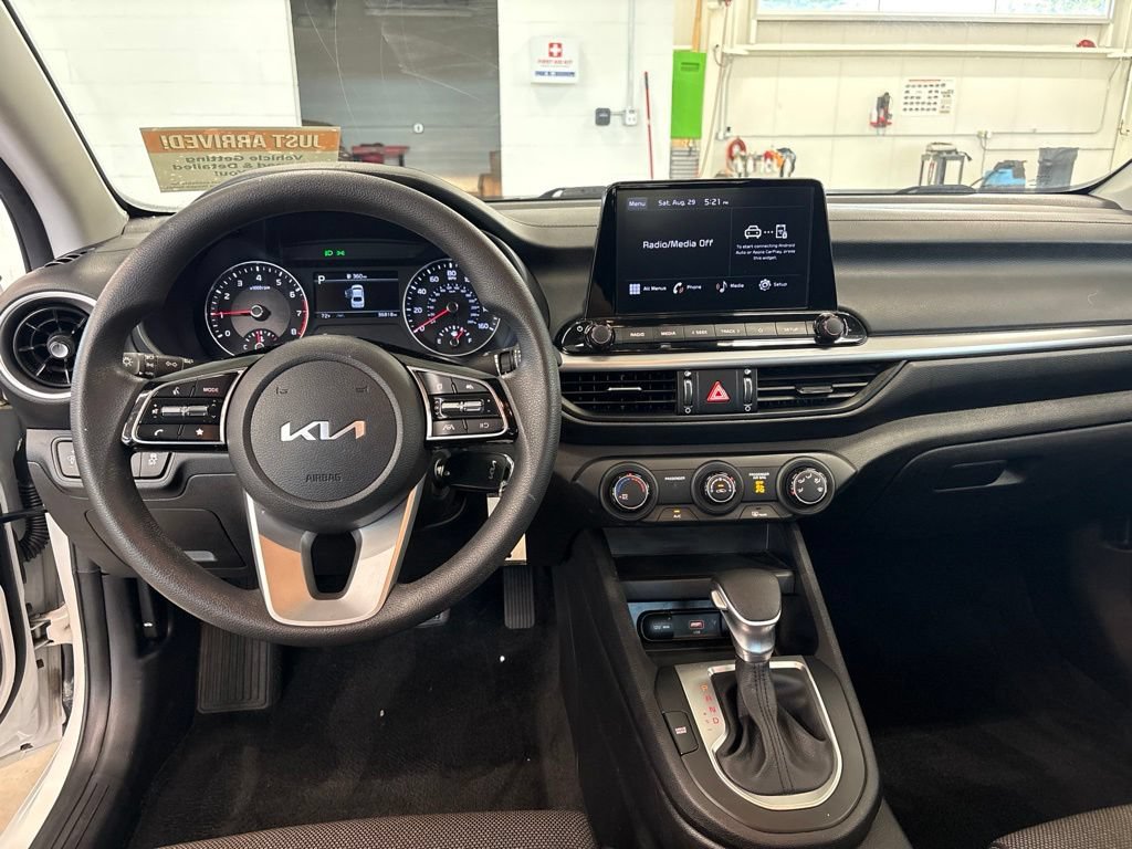 Used 2022 Kia Forte Sedan FWD image 6