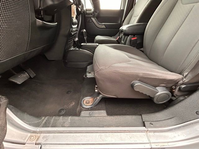 Used 2018 Jeep Wrangler Unlimited Sport S AWD/4WD image 22