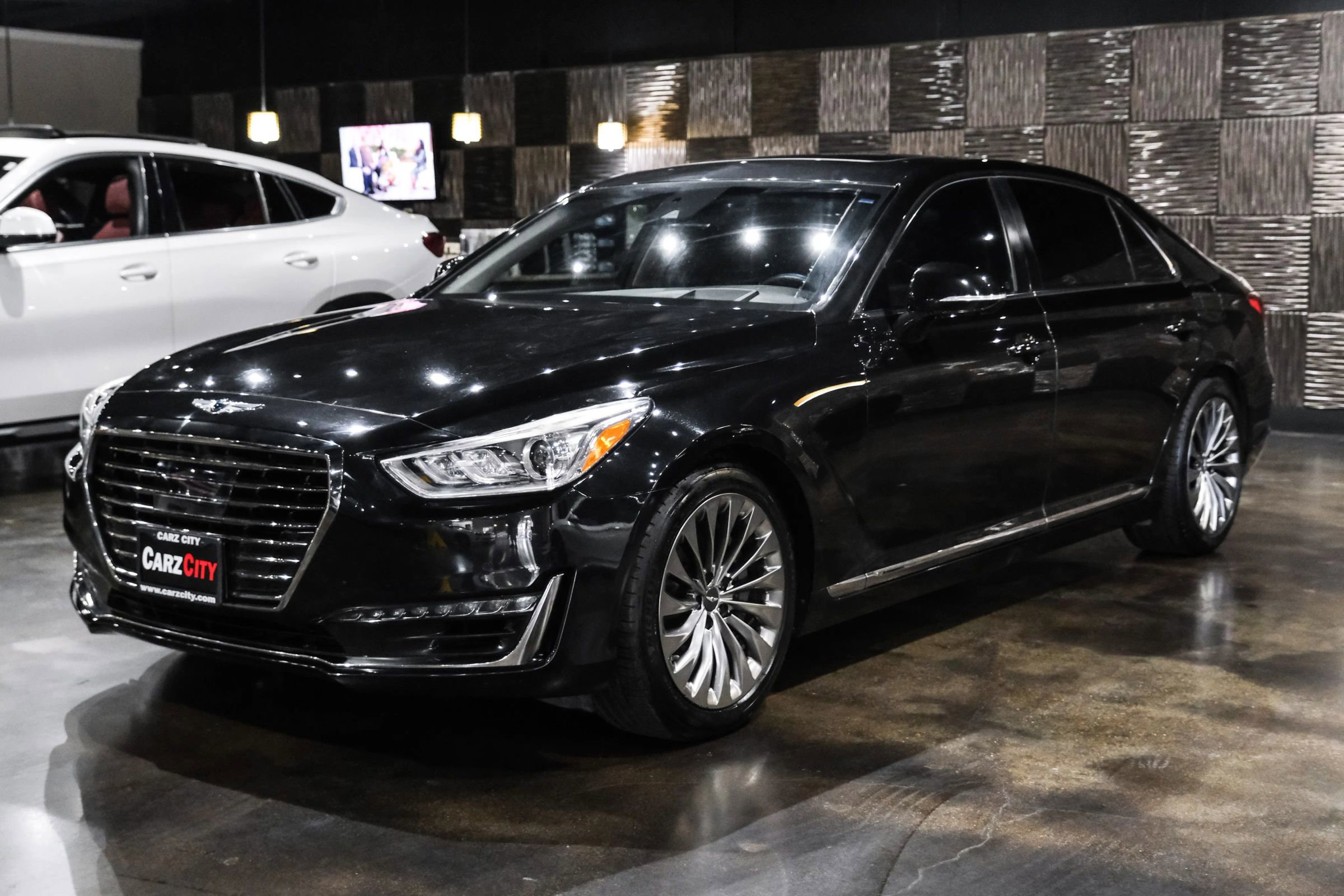 Used 2019 Genesis G90 5.0 Ultimate RWD image 7