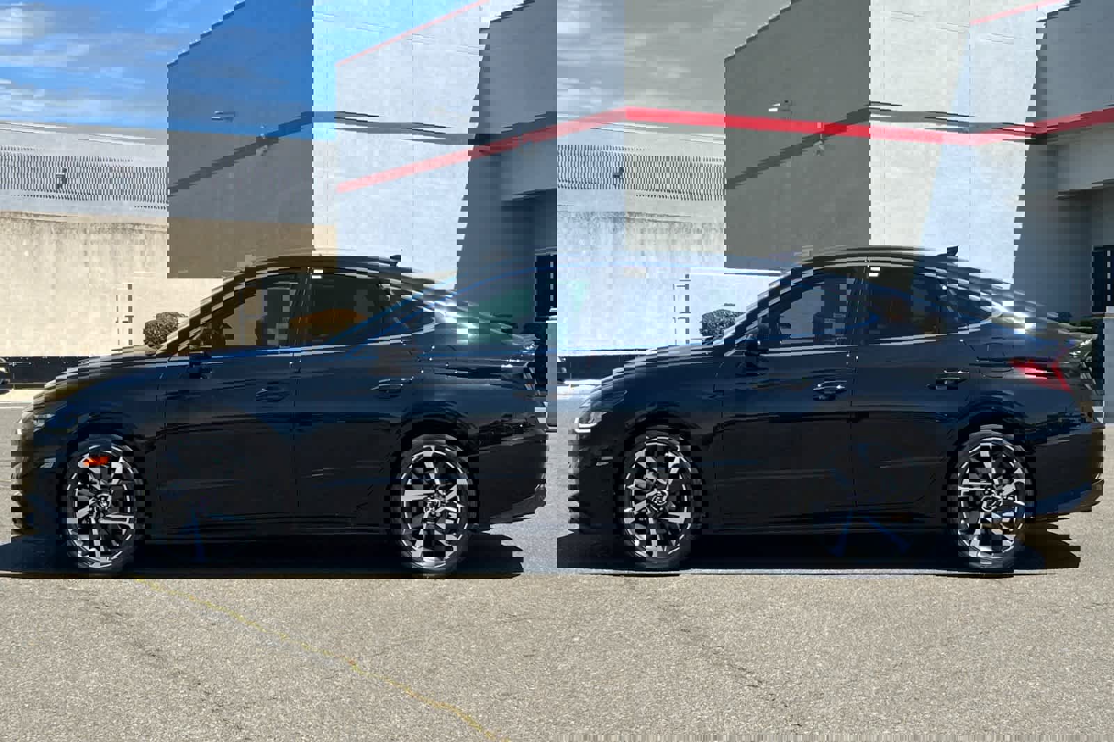 Used 2022 Hyundai Sonata SEL Plus w/ Cargo Package image 9