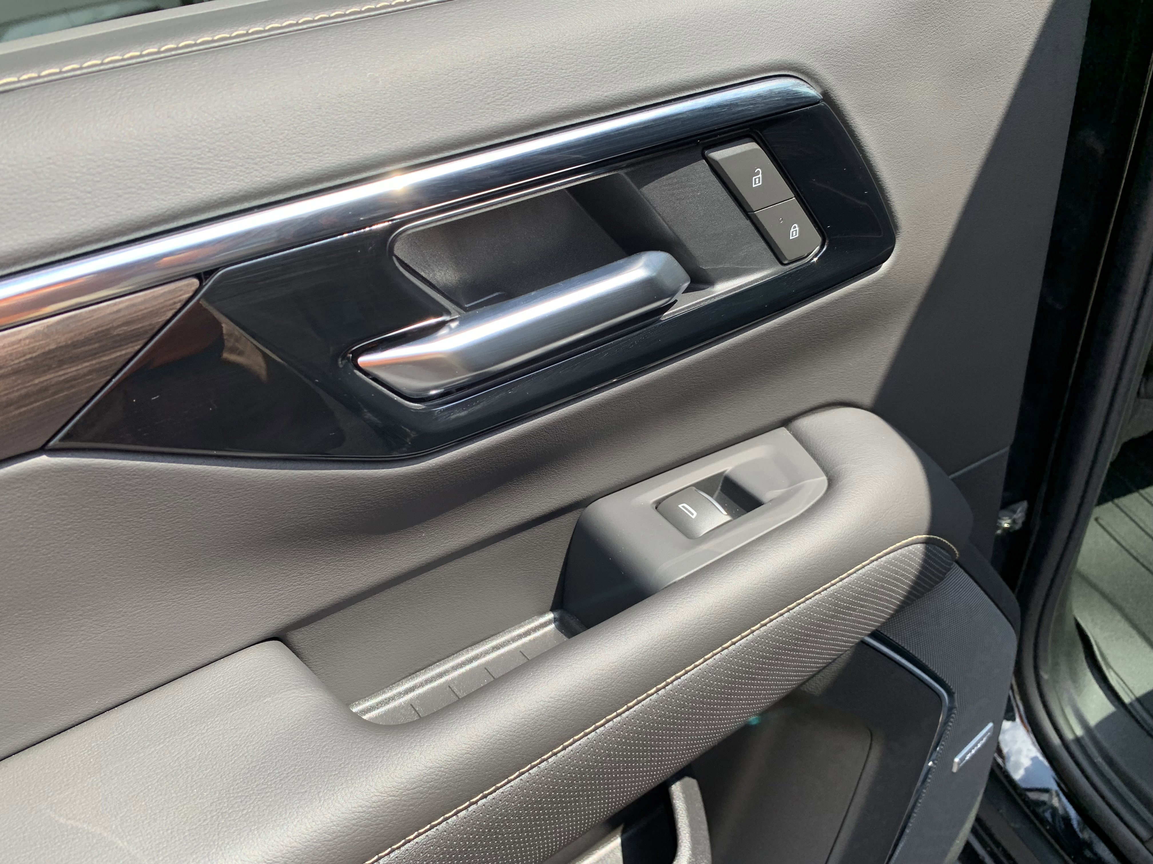 New 2025 Chevrolet Tahoe Premier image 32