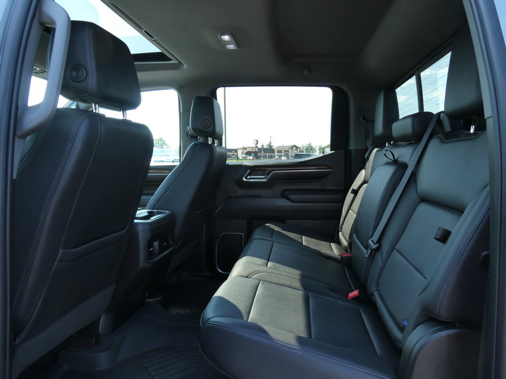 Certified 2024 Chevrolet Silverado 1500 RST AWD/4WD image 20