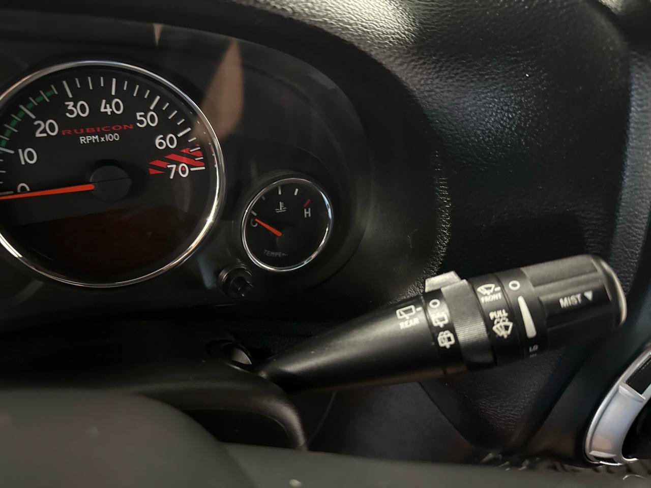 Used 2016 Jeep Wrangler Unlimited Rubicon AWD/4WD image 16