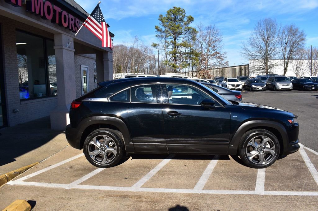Used 2023 MAZDA MX-30 Electric w/ Premium Plus Pkg image 6
