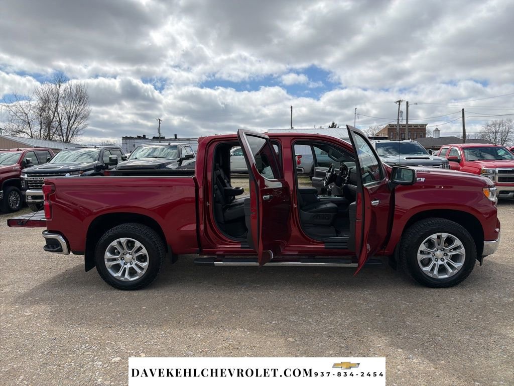Used 2023 Chevrolet Silverado 1500 LTZ w/ LTZ Premium Package image 34