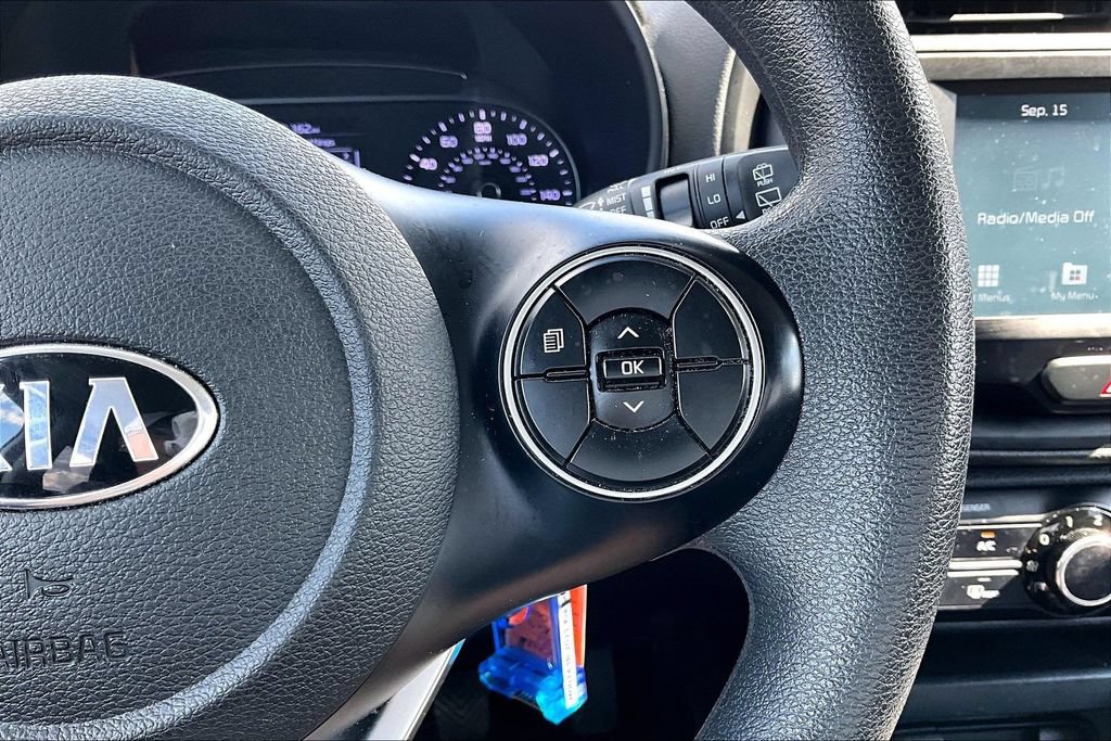 Used 2021 Kia Soul LX FWD image 19