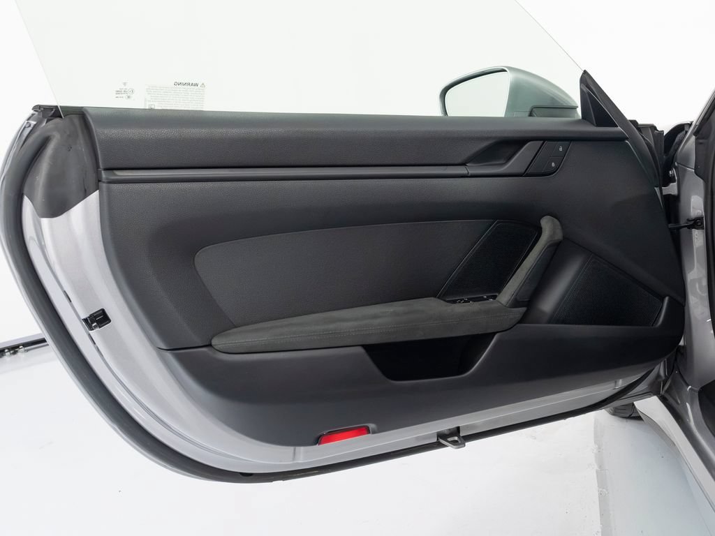 Certified 2022 Porsche 911 Carrera 4 GTS AWD/4WD image 19