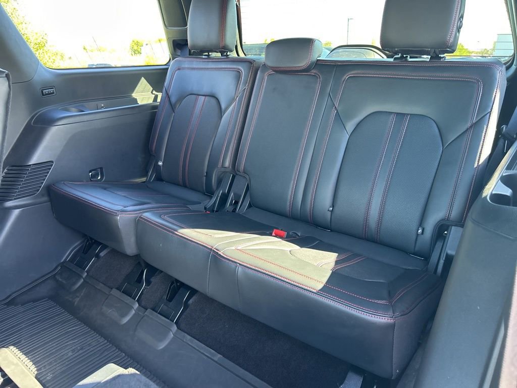 Used 2023 Ford Expedition Limited image 32