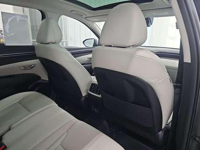 Used 2022 Hyundai Tucson Limited image 31