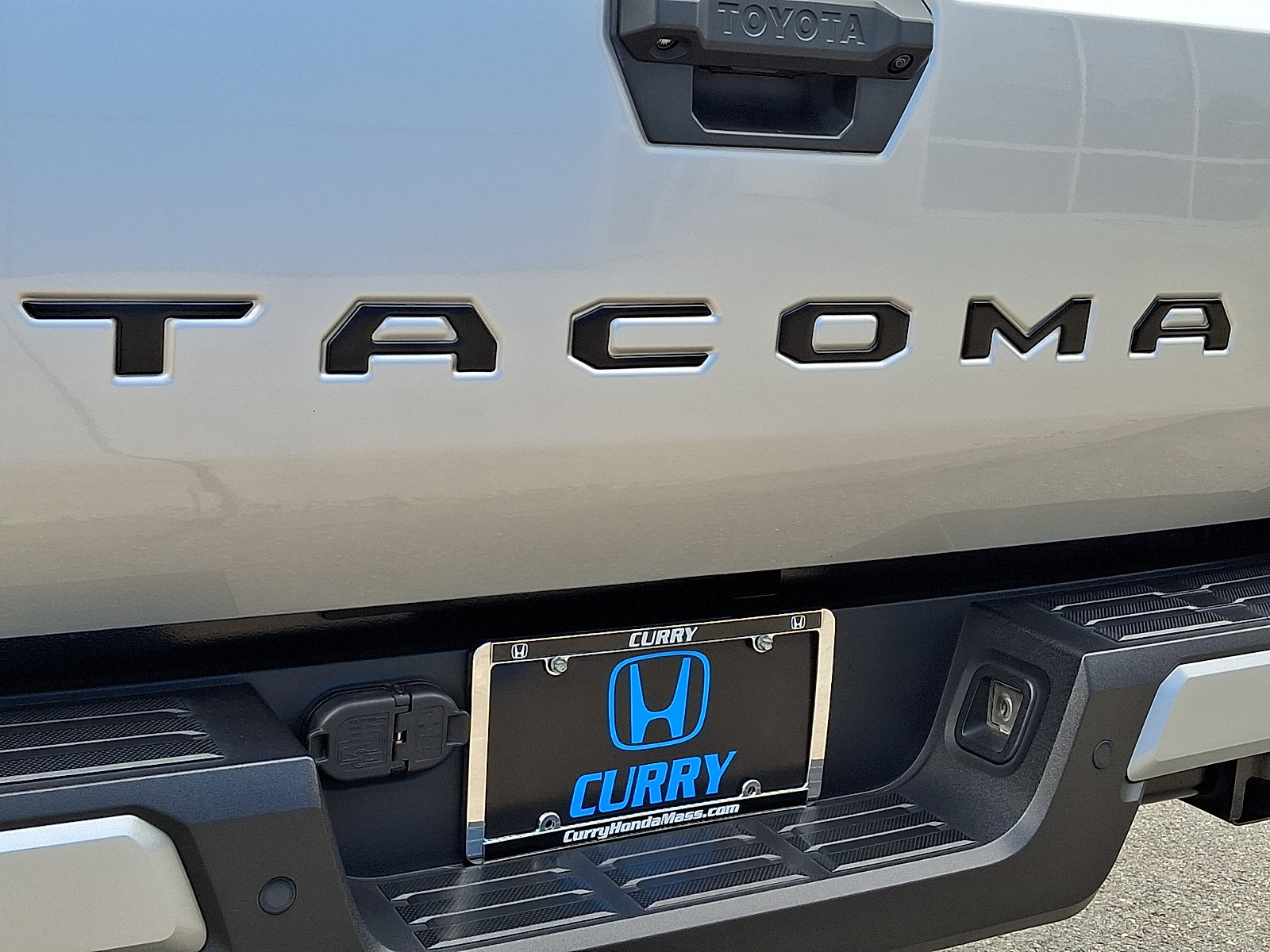 Used 2024 Toyota Tacoma TRD Sport w/ TRD Sport Premium Package AWD/4WD image 35