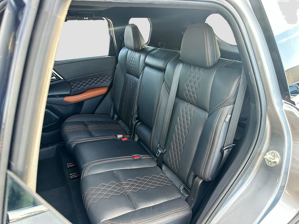 Used 2022 Mitsubishi Outlander SEL image 25