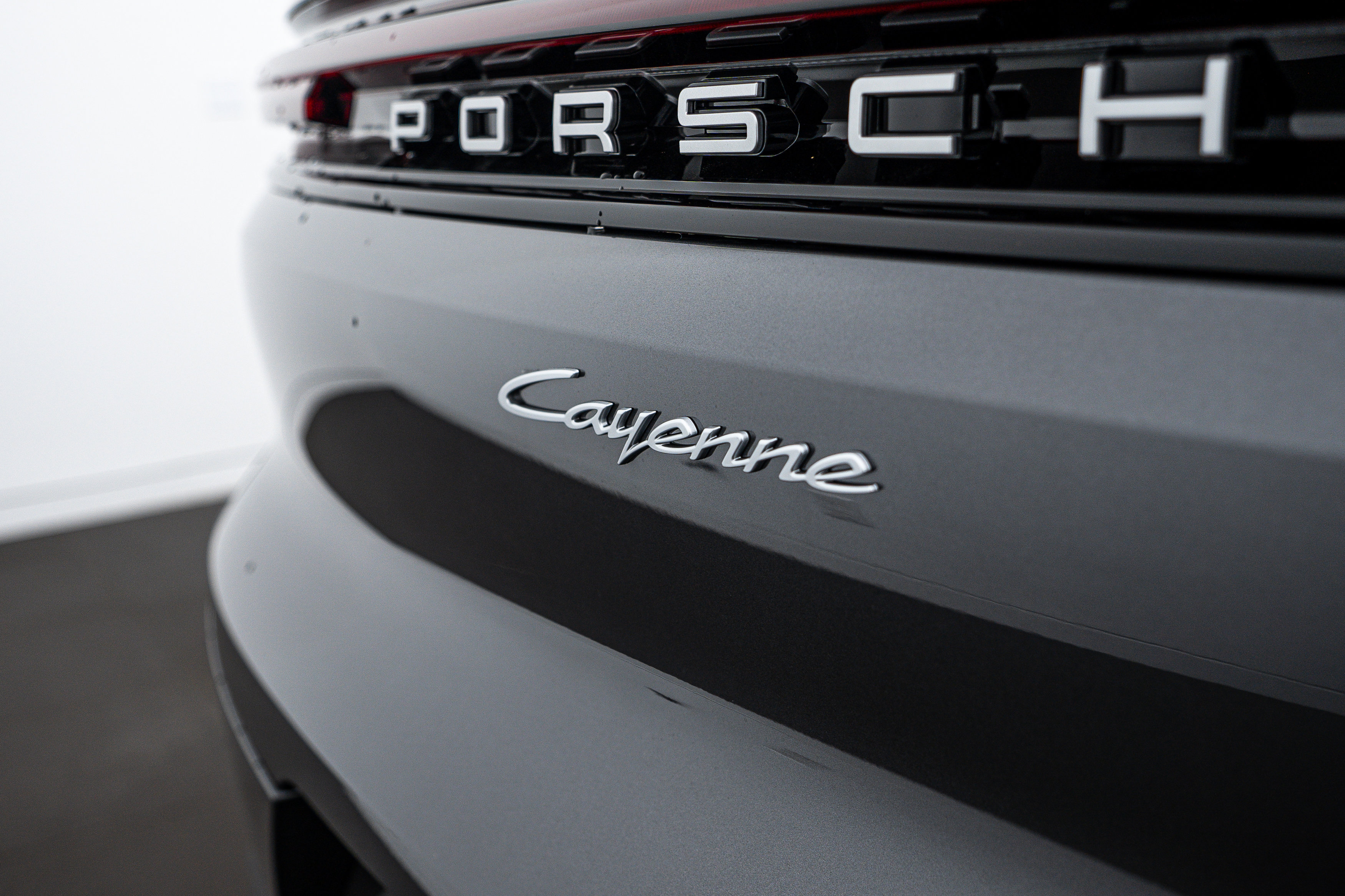 Certified 2026 Porsche Cayenne AWD/4WD image 13