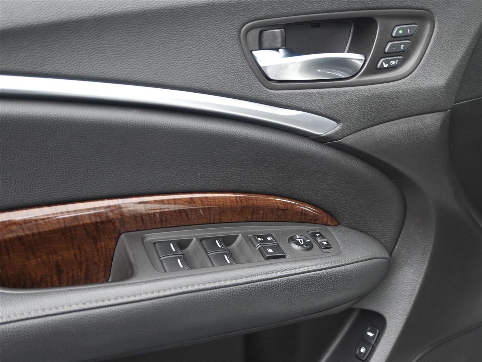 Used 2019 Acura MDX SH-AWD image 7