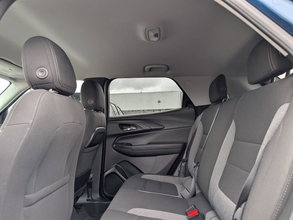 Used 2021 Chevrolet TrailBlazer LT w/ Convenience Package FWD image 10